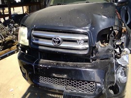 2004 TOYOTA SEQUOIA, BLACK, LIMITED MODEL, 4.7L, AT, 2WD.  Z26489
